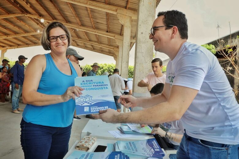 Mais da metade das escrituras definitivas foram entregues em Cuiabá - Foto por: Michel Alvim/Secom-MT