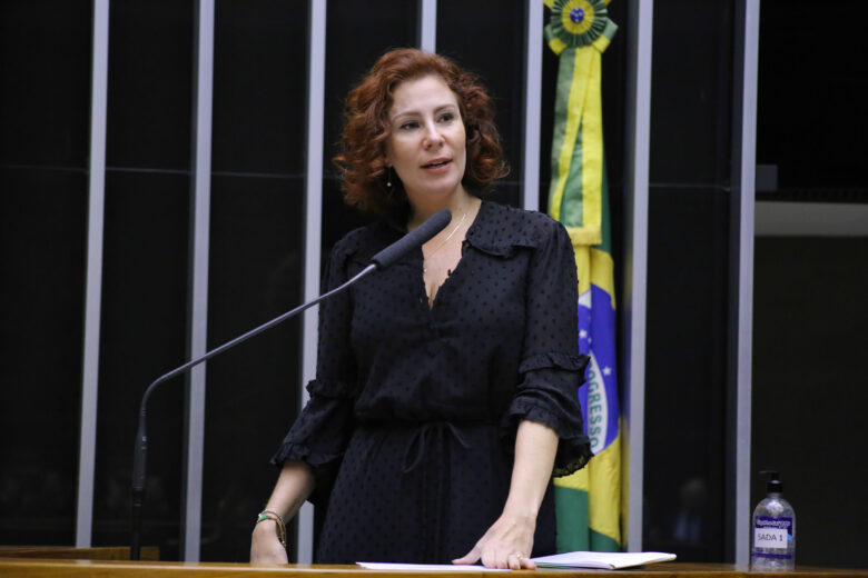 ministro do tse envia para sao paulo acao contra carla zambelli scaled 1