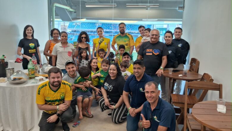 Oito autistas prestigiaram o Dourado contra o Bahia, neste sábado (08.07), na Arena Pantanal  - Foto por: Layse Ávila