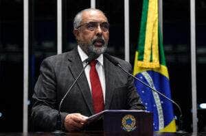 Paim elogia Censo e defende titularidade de terras para quilombolas