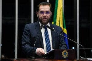 Plínio Valério alerta para insegurança na atuação da Eletronorte em meio a demissões