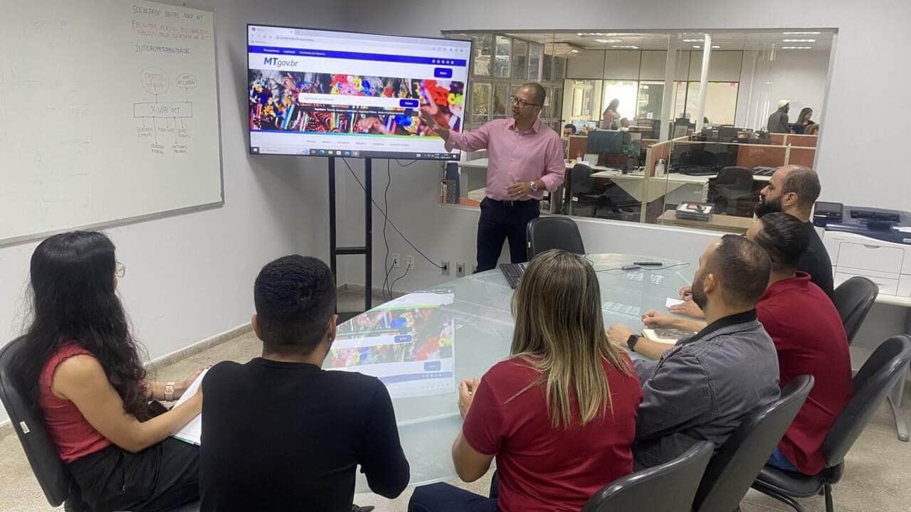 O Secretário Adjunto de Políticas Públicas da Seplag, Sandro Brandão, gestor responsável pelo Portal, apresenta as novas funcionalidades do “mt.gov.br