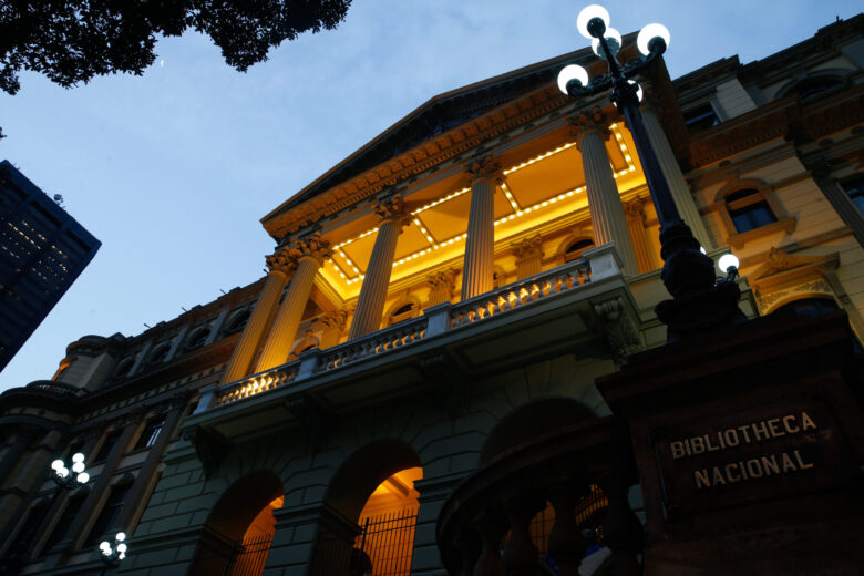 premio literario da biblioteca nacional inclui tradicao oral ancestral scaled 1