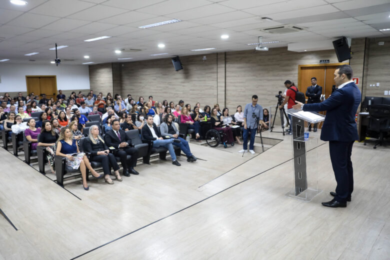 Secretário da CGE-MT, Paulo Farias, na abertura do evento - Foto por: Christiano Antonucci - Secom/MT