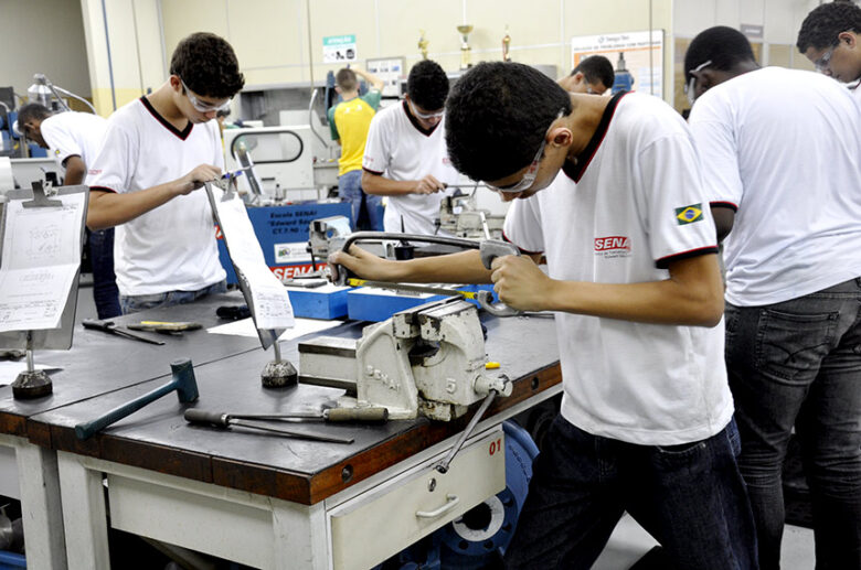 sancionada politica de educacao profissional e tecnologica