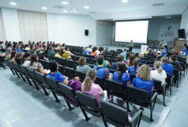 secretaria de educacao discute lei de gestao democratica da rede municipal em audiencia publica -CenárioMT