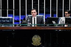 Senado quer que STF esclareça decisão sobre piso da enfermagem