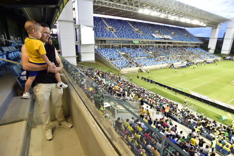 Os sorteados irão assistir ao jogo do Cuiabá Esporte Clube contra o Fluminense no camarote da Arena Pantana - Foto por: Josi Dias