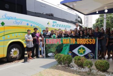 Saída da equipe na terça-feira (21. 11) - Foto por: Divulgação