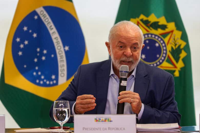 Brasília (DF) 03/11/2023 – O presidente Luiz Inácio Lula da Silva coordena reunião ministerial sobre infraestrutura e o Novo Programa de Aceleração do Crescimento (PAC) Foto: José Cruz/Agência Brasil