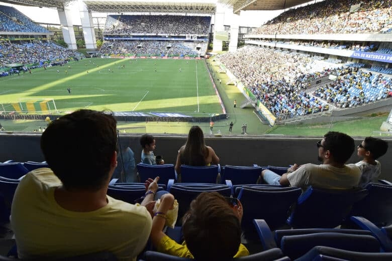 O sorteio dá entrada ao camarote da Arena Pantanal, para o jogo do próximo domingo (12. 11) - Foto por: Josi Dias