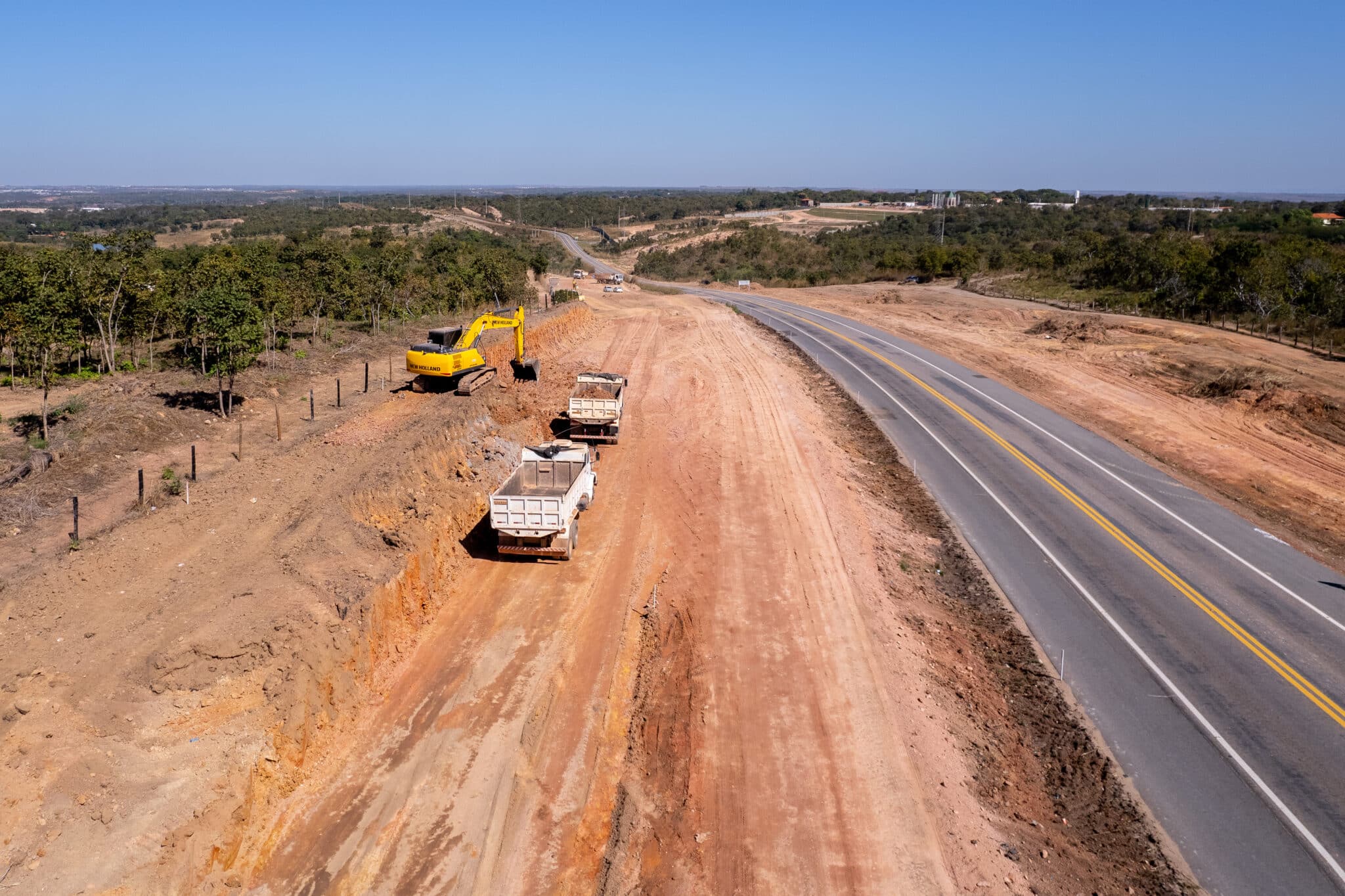 governo investe r 967 milhoes para melhorar asfalto moradias e distribuicao de agua em varzea grande interna 3 2023 12 09 178739319 scaled