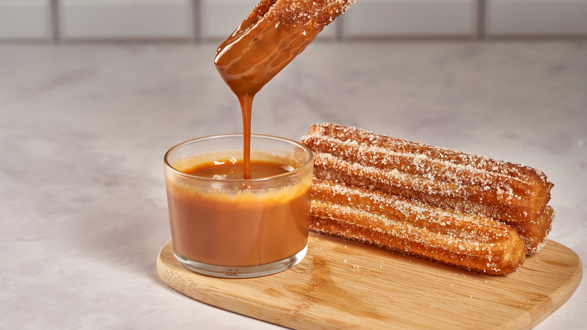 Churros com doce de leite