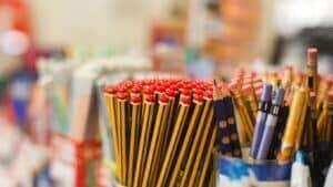 Procon de Cuiabá dá dicas para a compra do material escolar