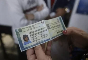 Nova carteira de identidade já está disponível para pessoas a partir de 35 anos; saiba como solicitar