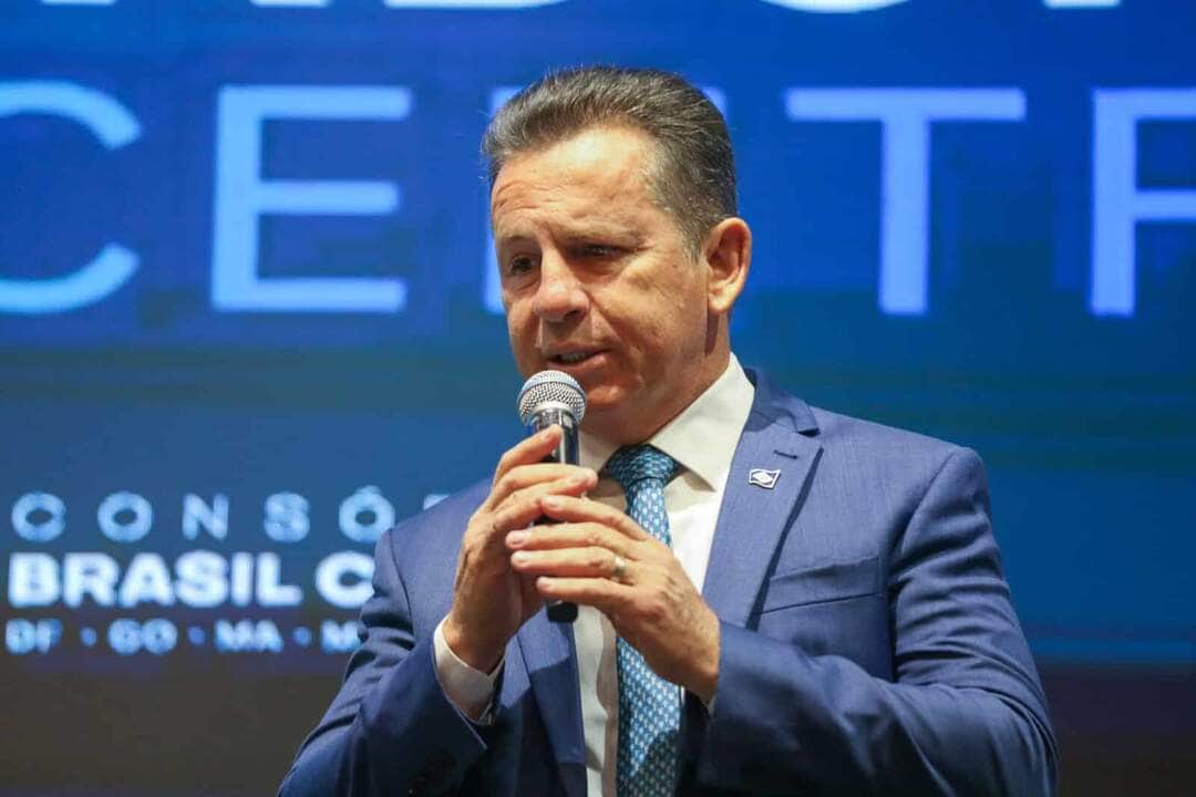 Durante o Fórum em Brasília, Mauro aproveitou a oportunidade para apresentar o Prêmio de Eficiência e Inovação do Governo de Mato Grosso Crédito - Renato Alves/Agência Brasília