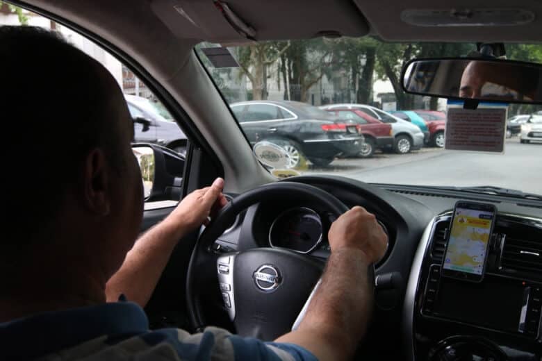 São Paulo (SP), 28/04/2023 - O motorista de aplicativo Jonas Ferreira fala sobre os prós e contras do trabalho autônomo. Foto: Rovena Rosa/Agência Brasil