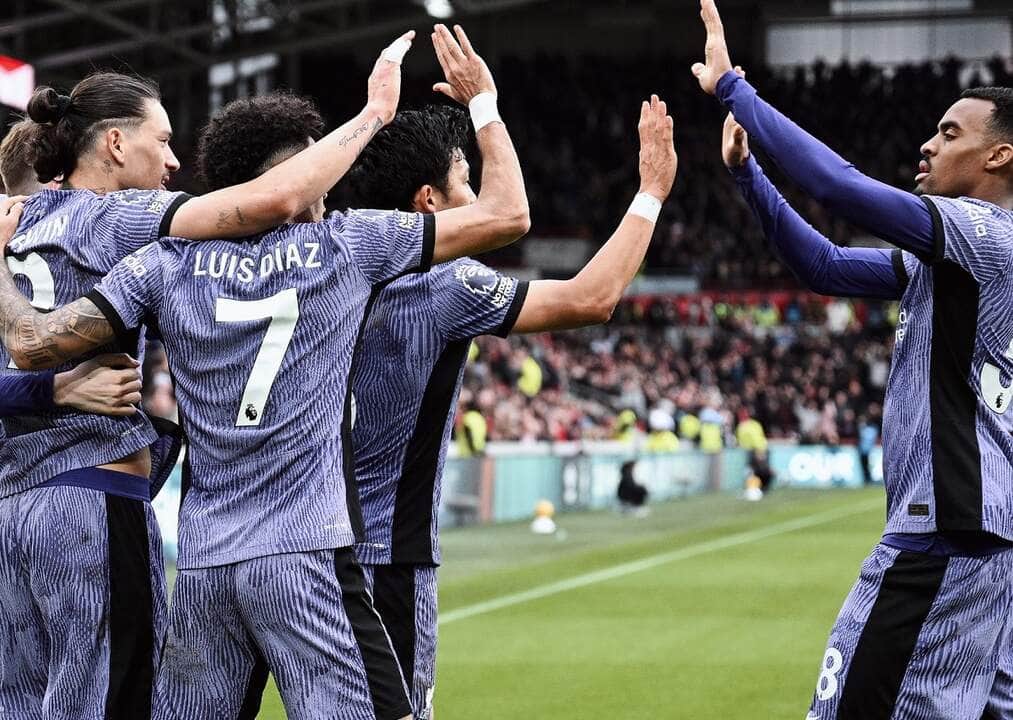 Liverpool x Luton Town ao vivo; escalações, horário e onde assistir ao vivo nesta quarta-feira (21) pela Premier League. Foto: Divulgação