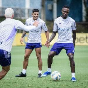 Cruzeiro x Tombense ao vivo; onde assistir, horário e escalações do jogo deste sábado (16) pelo Campeonato Mineiro. Foto: Staff Images
