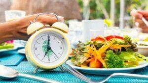 Como fazer jejum intermitente