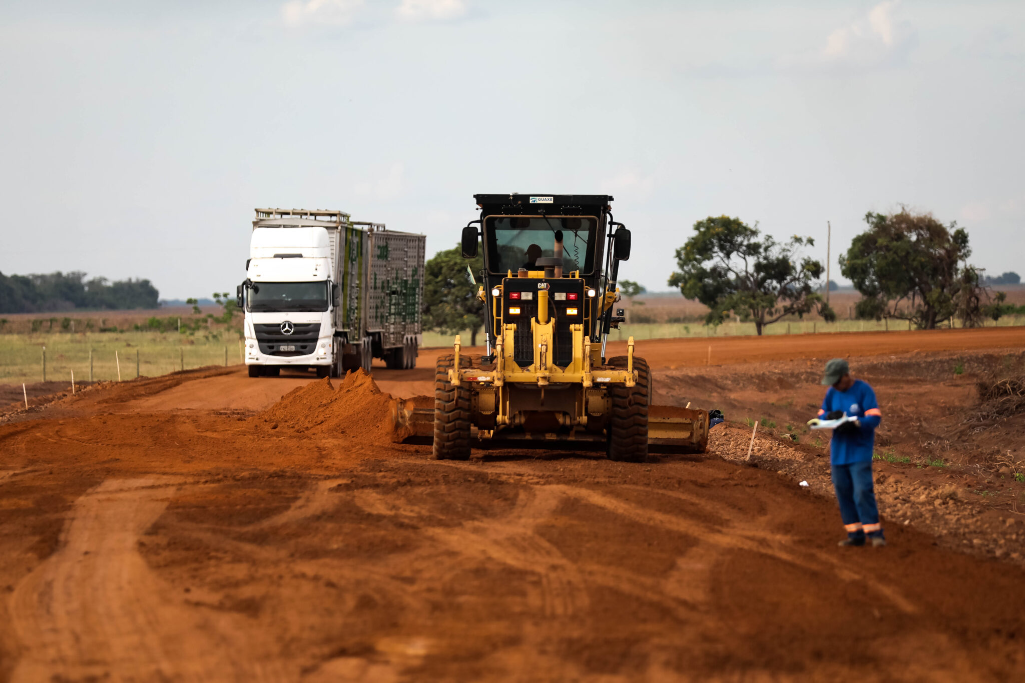 asfalto construido pelo governo na mt 339 vai beneficiar 15 mil familias de produtores de assentamento interna 1 2024 02 17 998087703 scaled