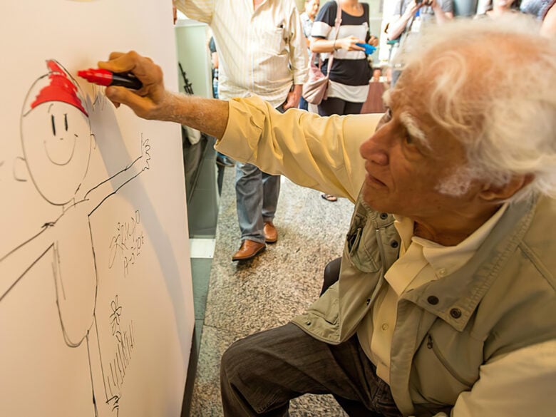 Exposição leva visitantes ao mundo mágico do quadrinista e escritor Ziraldo. Na foto o escritor Ziraldo. Foto: Mundo Zira/Divulgação