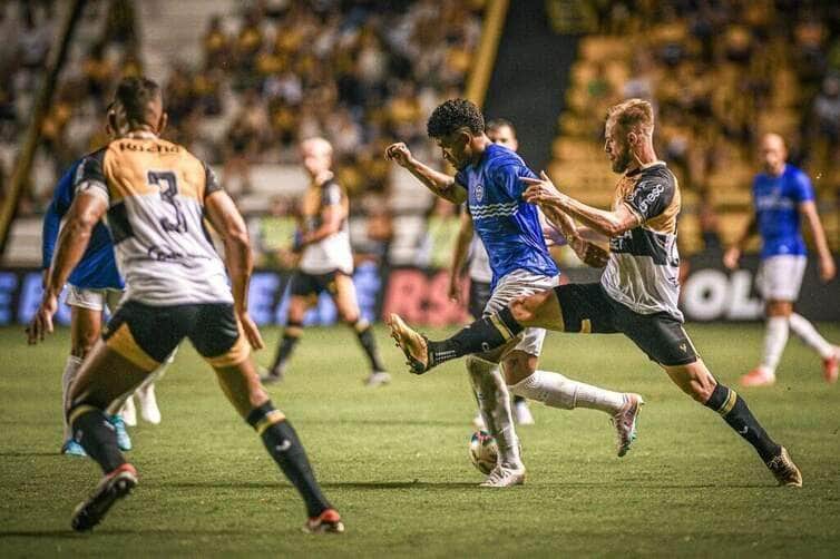 Criciúma x Barra ao vivo; onde assistir, horário e escalações do jogo deste domingo (24) pelo Campeonato Catarinense. Foto: Divulgação Barra