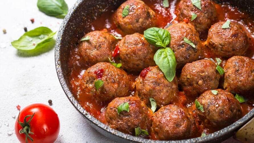 Como fazer almôndegas recheadas