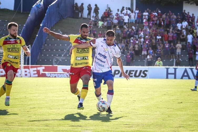 Brusque x Marcílio Dias ao vivo; onde assistir, horário e escalações do jogo desta sexta (8) pelo Campeonato Catarinense. Foto: Arthur Miranda/Marcílio Dias