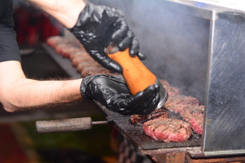 Cuiabá recebe a 8ª edição do Burger Fest MT com entrada gratuita