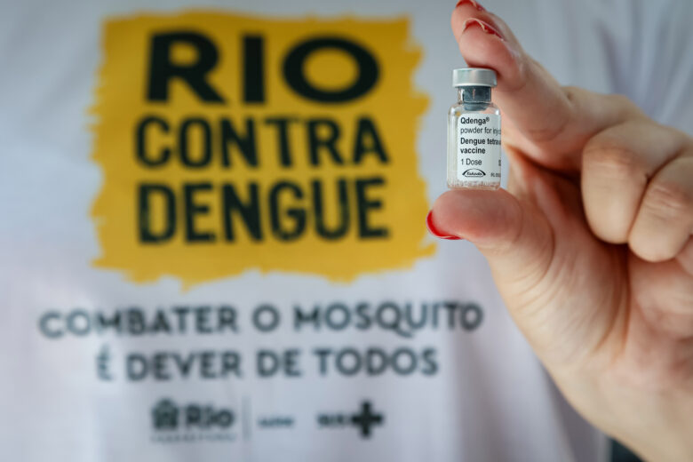 Rio de Janeiro - Dia D contra a dengue no Rio tem campanha educativa e vacinação. Foto: Edu Kapps/SMS