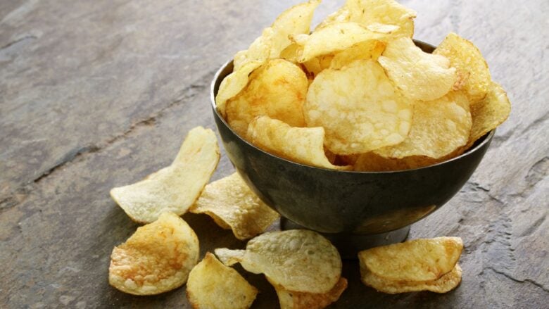 Como fazer chips de batata na airfryer