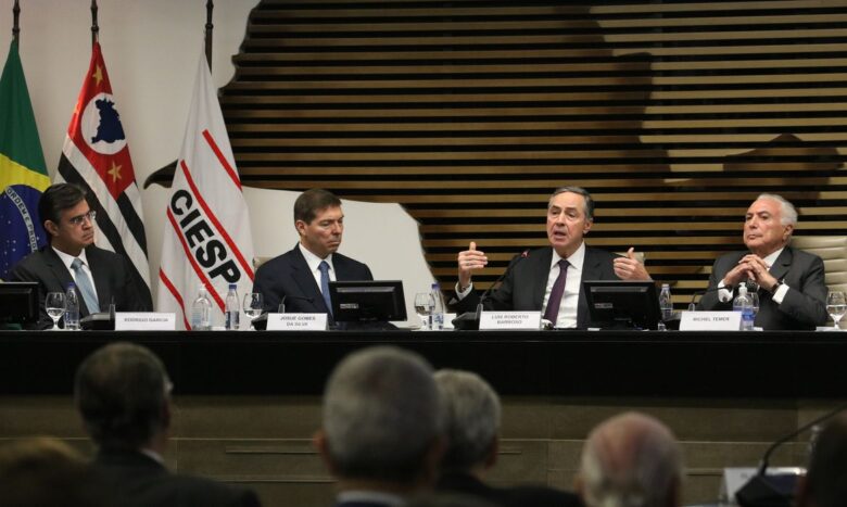 São Paulo (SP), 22/04/2024 - O presidente do Supremo Tribunal Federal - STF, Luís Roberto Barroso, participa de reunião na Federação das Indústrias do Estado de São Paulo (Fiesp). Foto: Rovena Rosa/Agência Brasil