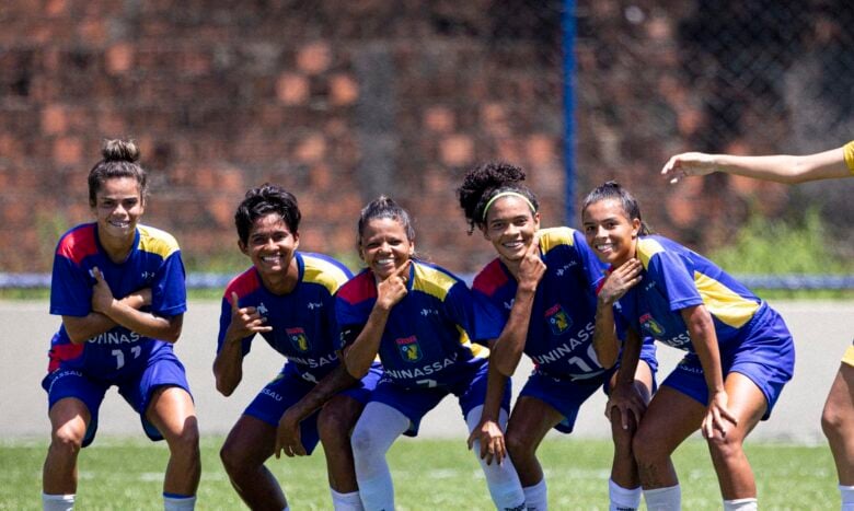 uninassau, futebol feminino, jubs Por: Célio Júnior/CBDU/Direitos Reservados