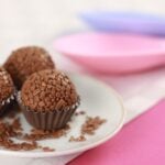 Como fazer brigadeiro sem leite condensado