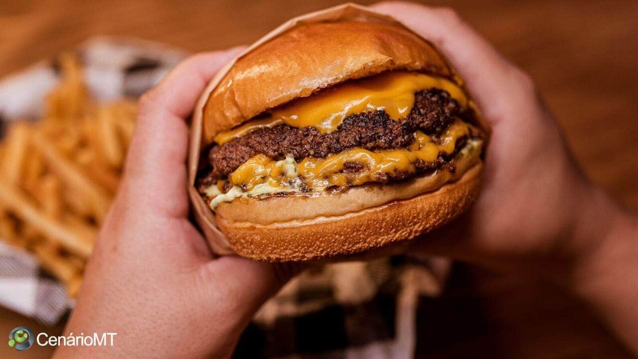 Como fazer hamburguer de carne moída