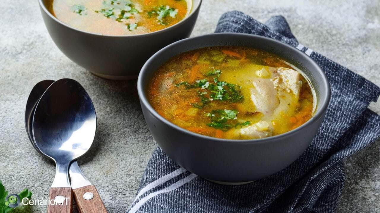 Receita de caldo de frango