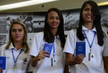 Brasil tem marca histórica de 602 mil jovens aprendizes contratados em março - Foto: Fabio Rodrigues Pozzebom/Agência Brasil