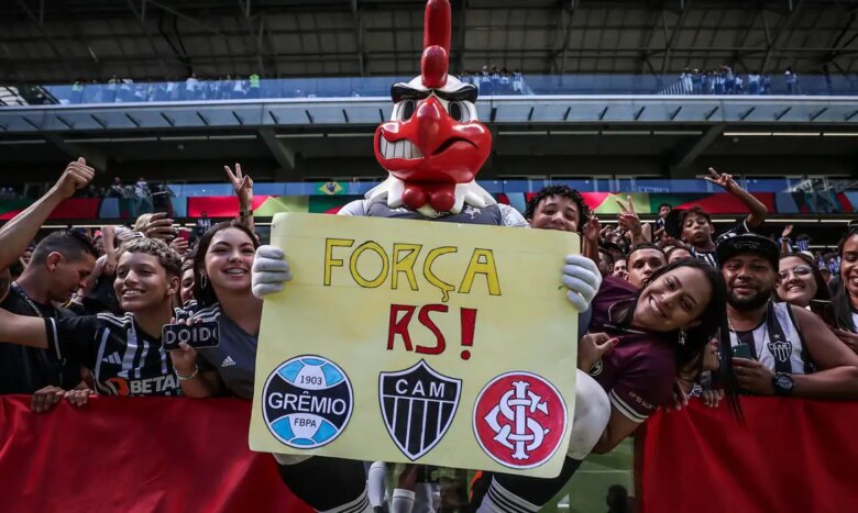 Atlético-MG reúne mais de 36 torcedores na Arena MRV em 11/05/2024, dia em que ocorreria o duelo com Grêmio, adiando pela CBF, em virtude das enchentes no RS. Treino abertou arrecadou R$ 666 mil em doações Por: Reprodução X/Atlético