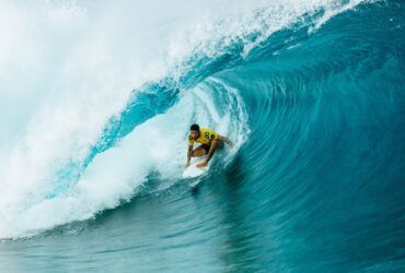 Filipe Toledo, Outerknown Tahiti Pro, surfe Por: Damien Poullenot/World Surf League/Direitos Reservados