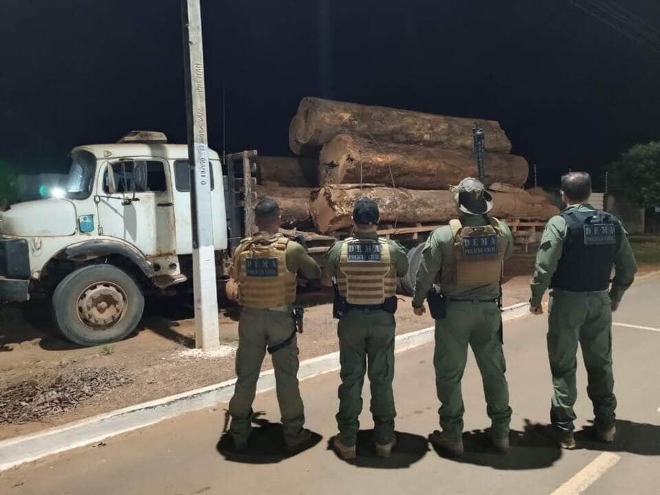 Polícia Civil apreende caminhão com madeira ilegal e indicia três por crime contra o meio ambiente_664f770736e01.jpeg