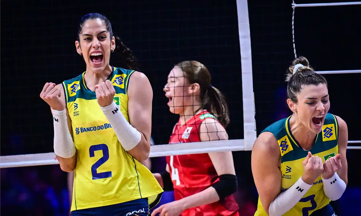 Brasil vence de virada Japão por 3 sets a 2 e segue invicto na Liga das Nações de Vôlei Feminino - em 28/05/2024 Por: Divulgação/ Volleyball World