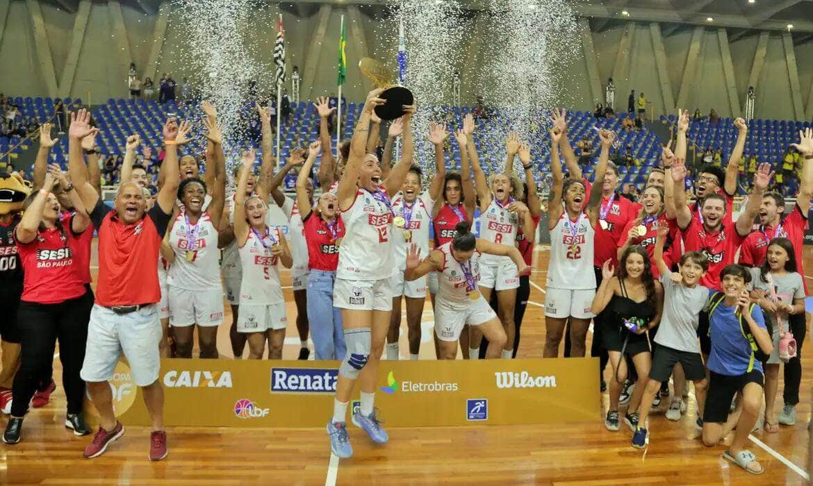 sesi, sampaio, copa lbf Por: Léo Teixeira/LBF/Direitos Reservados