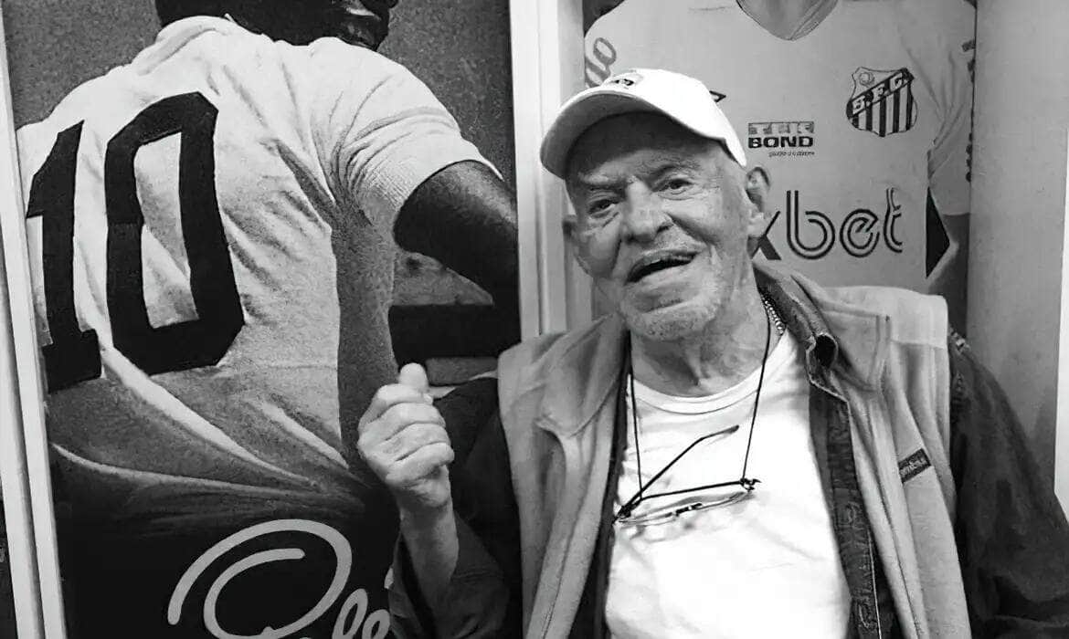 SILVIO LUIZ - Morre aos 89 anos, em São Paulo, o narrador e apresentador esportivo Silvio Luiz. Foto: Twitter/Santos FC