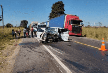 Dois irmãos morrem em grave acidente na BR-174 em Cáceres