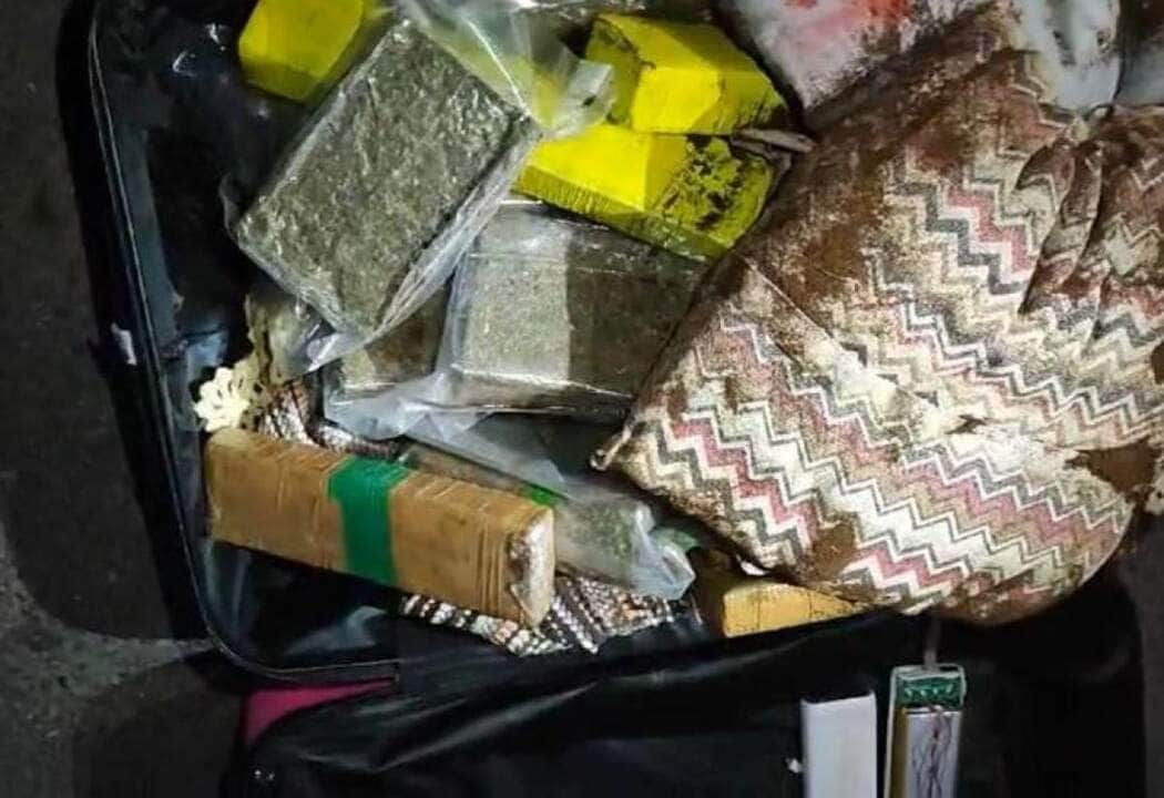 Adolescente é apreendida transportando drogas em ônibus na rodovia MT-010