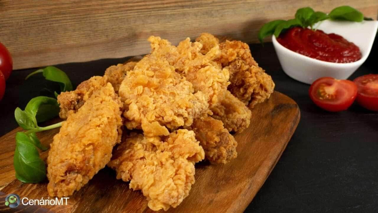 Como fazer filé de frango empanado