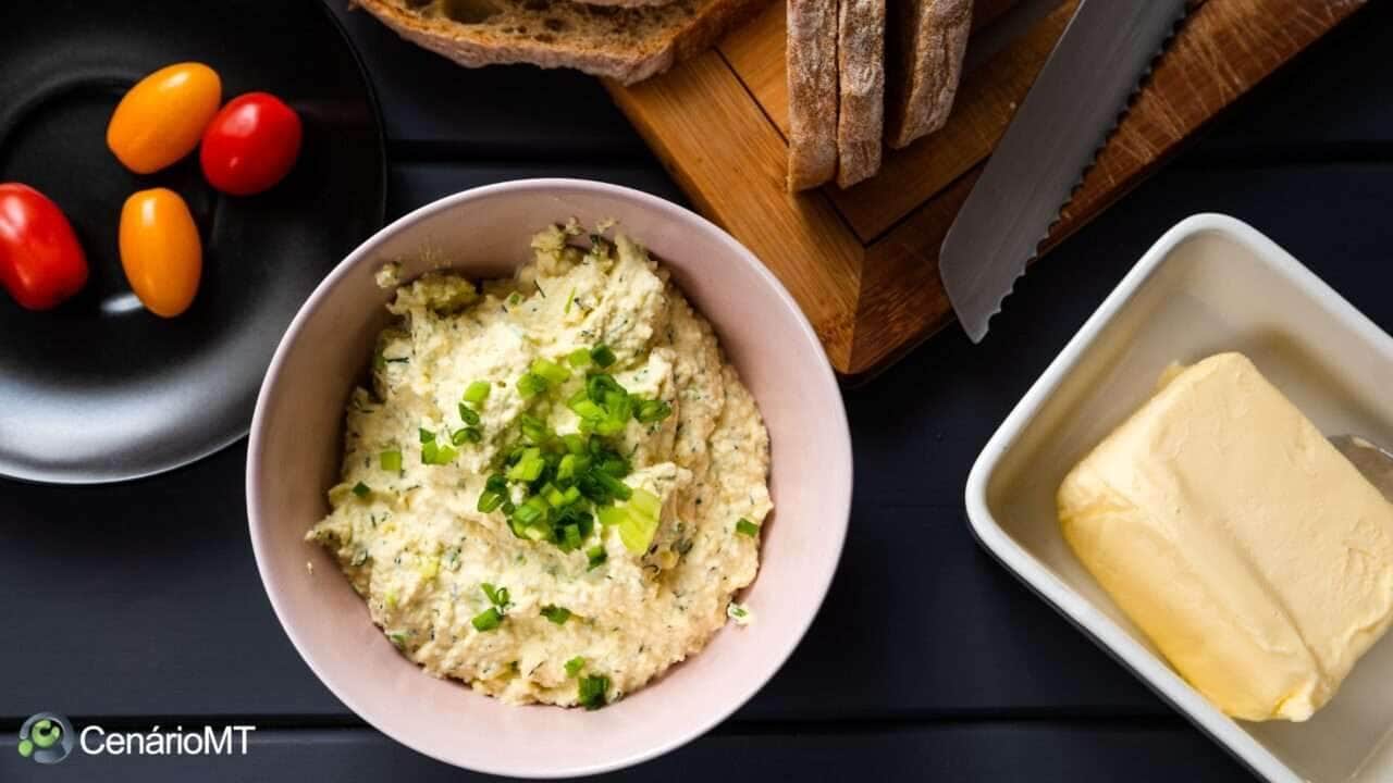 Como fazer pasta de ovo