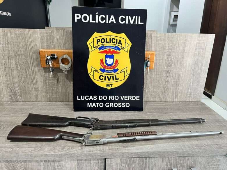 Armas apreendidas de homem investigado por violência doméstica em Lucas do Rio Verde