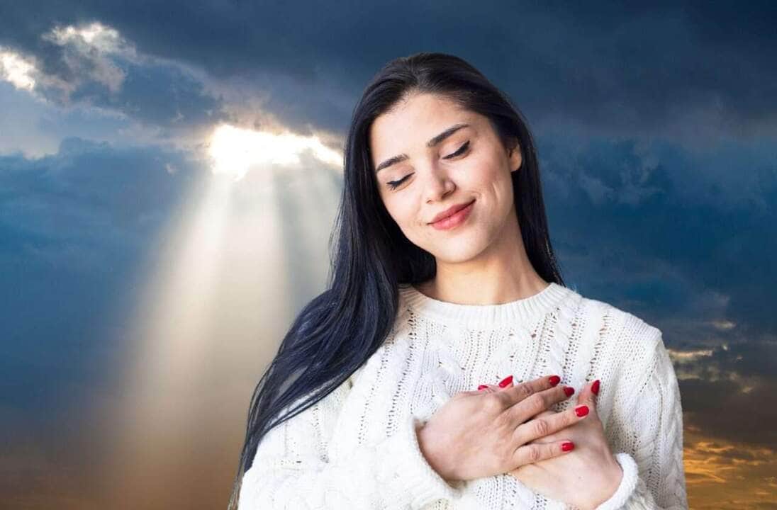 Mulher - previsão para os 12 signos